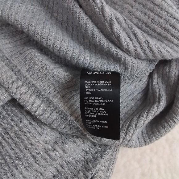 Soncy Ribbed Knit Sweater Sz 10 Gray Oversized Stretchy V Neck Twist Open Back - Picture 10 of 11